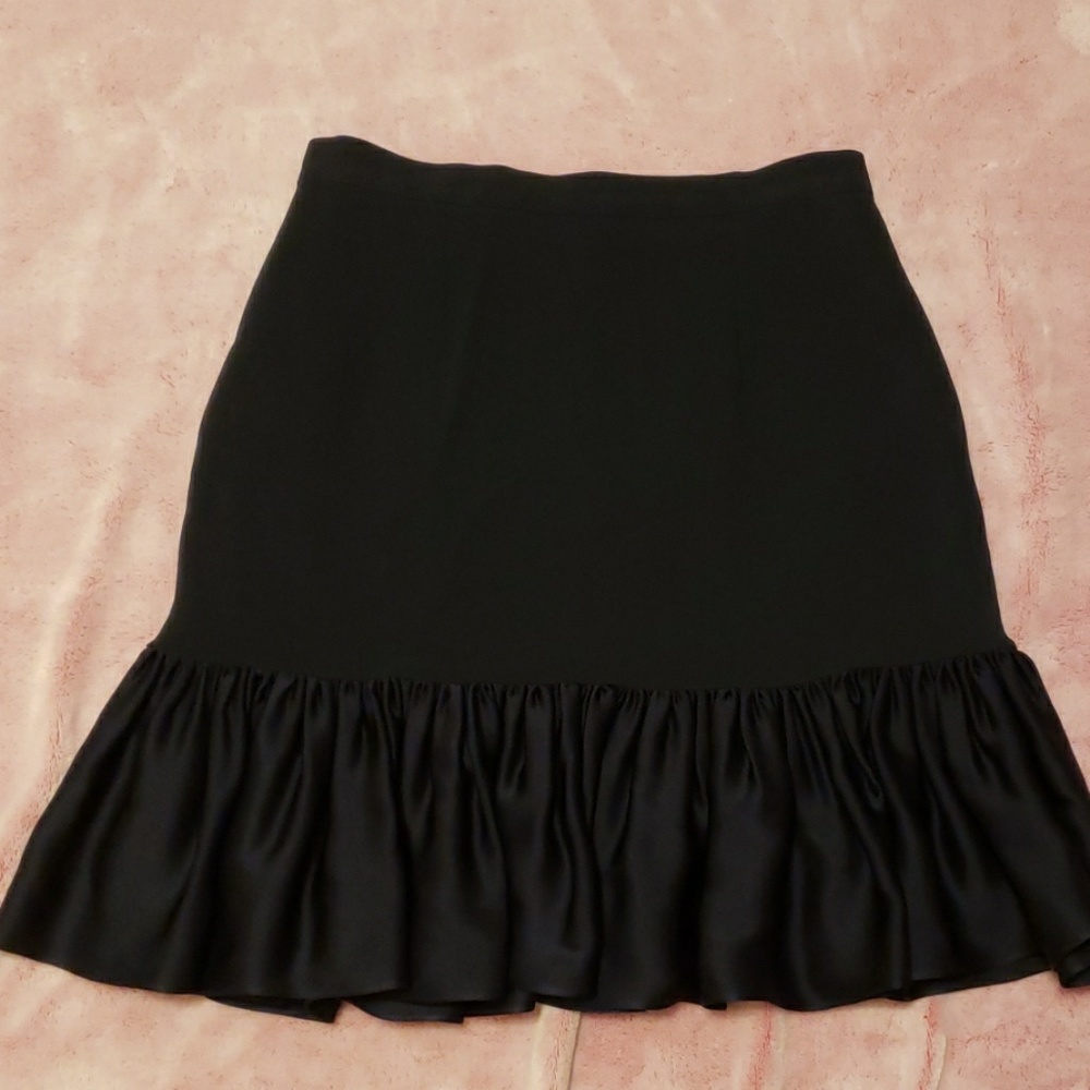 Stella Ruffle Skirt - Picture 4 of 5